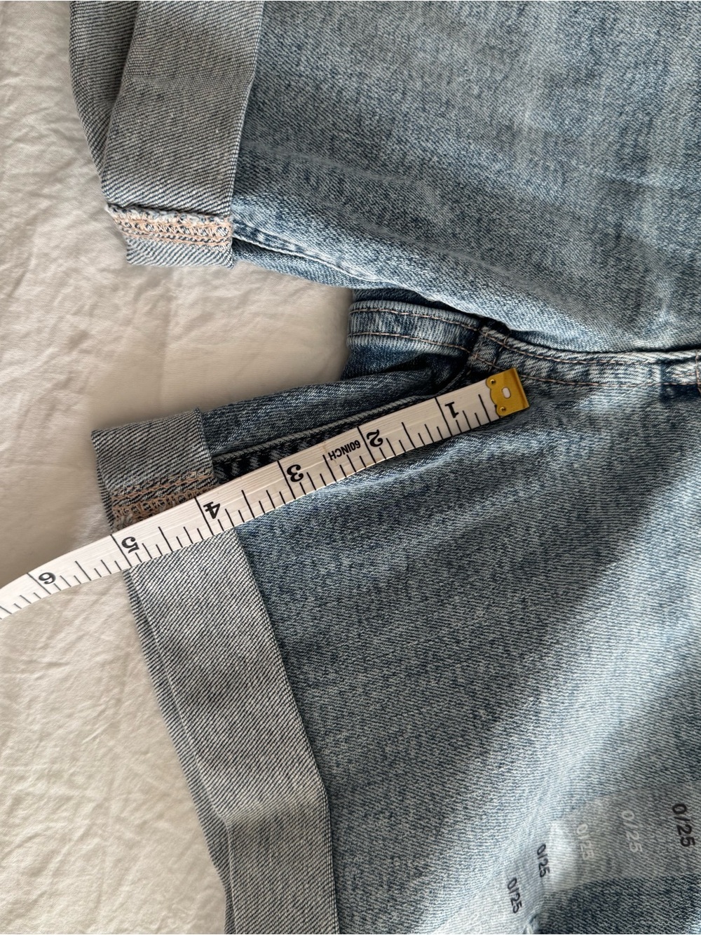 GAP Women's Light Wash Rolled-Hem Distressed Denim Shorts - Picture 10 of 11